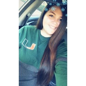 Meet your Posher, Kayla